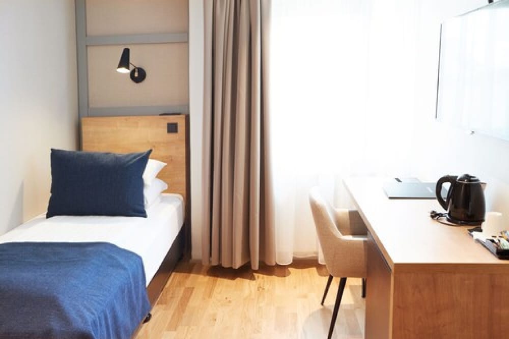 Single Room photo 3