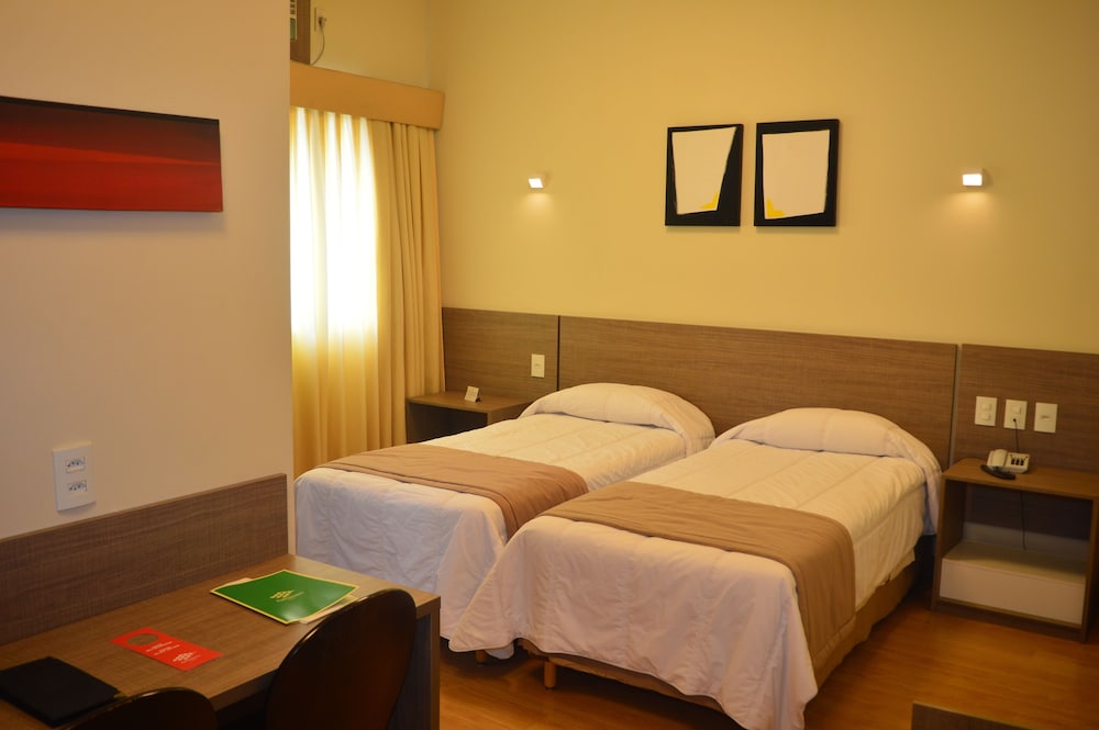 Standard Single Room, 2 Twin Beds - Photo 1