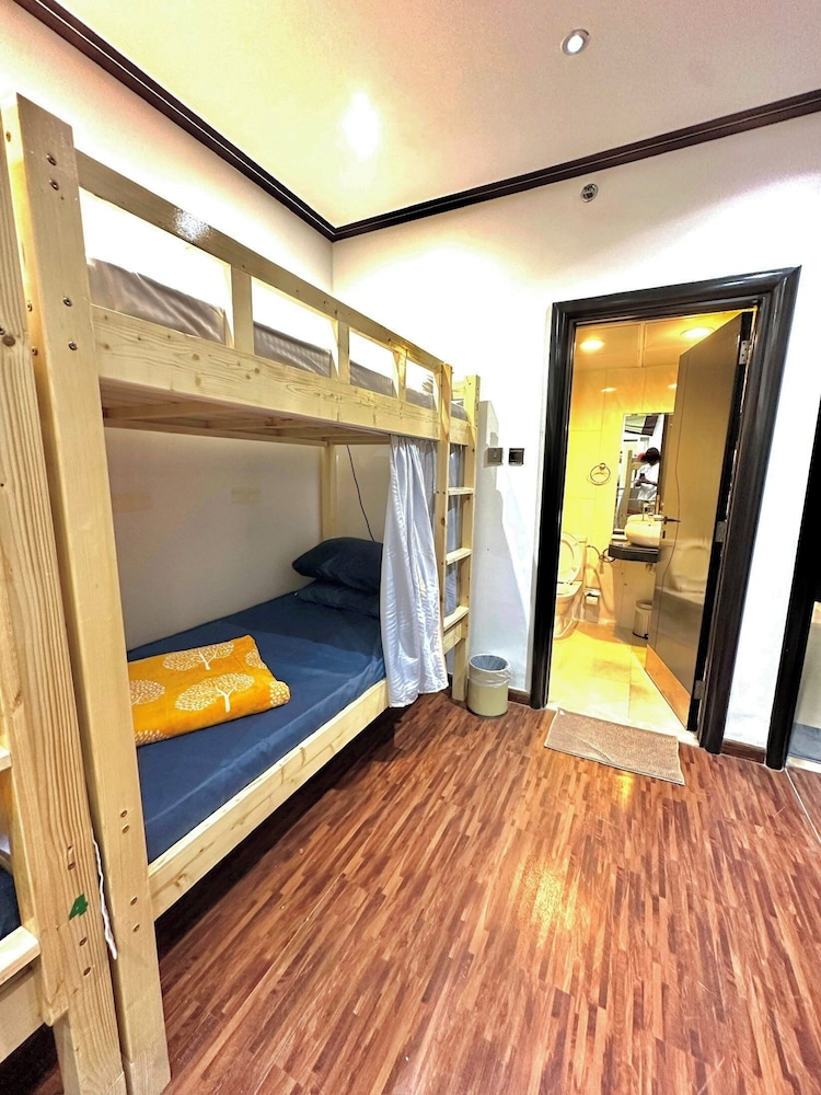 Executive Shared Dormitory, Men only photo 1