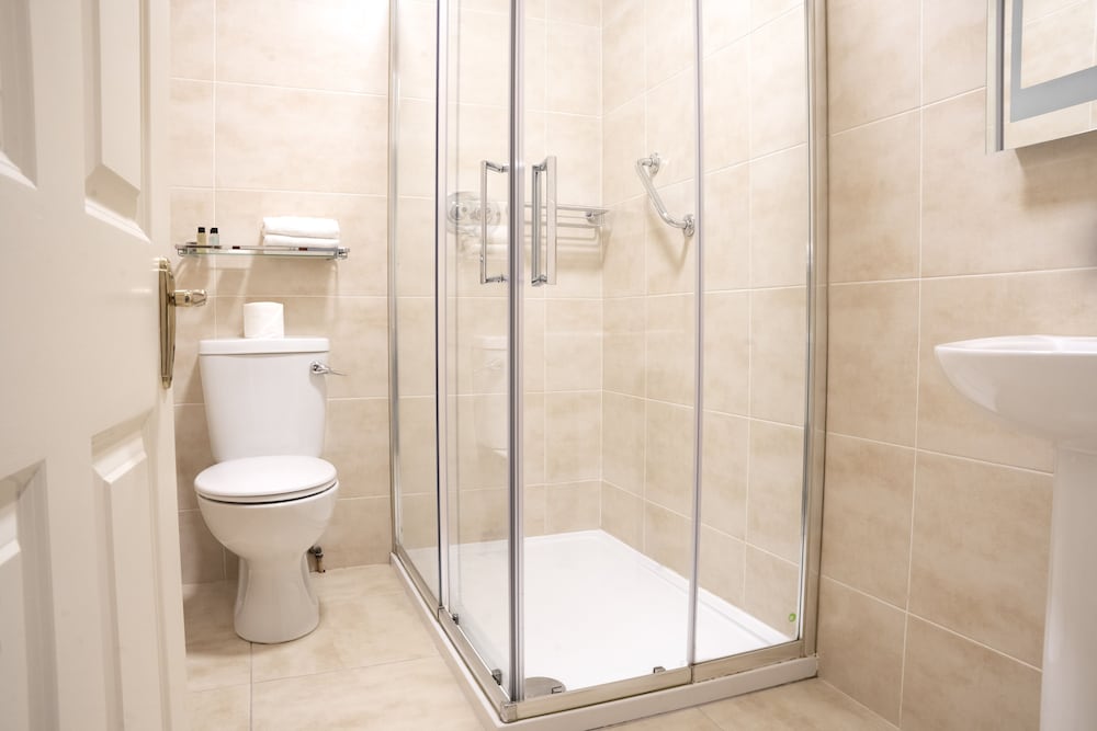 Double Room - Photo 10