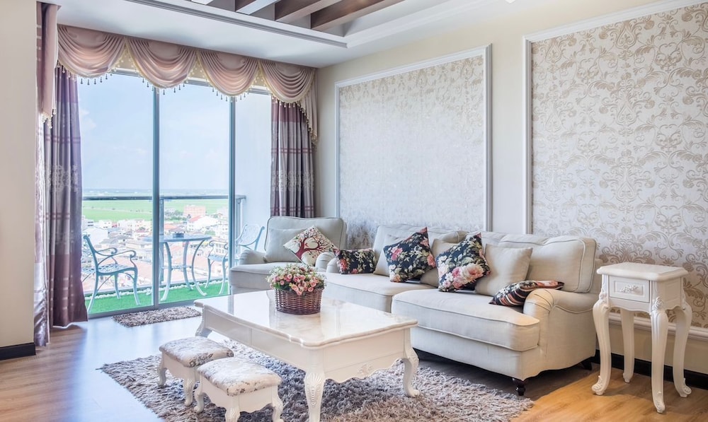 Signature Apartment photo 1