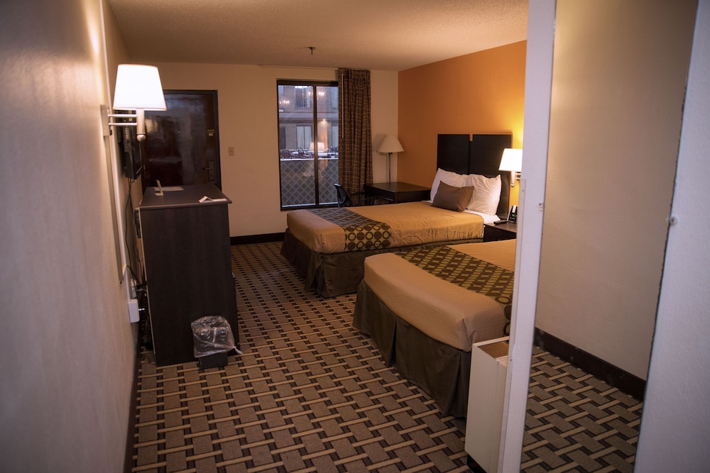 Standard Room, 2 Double Beds photo 2