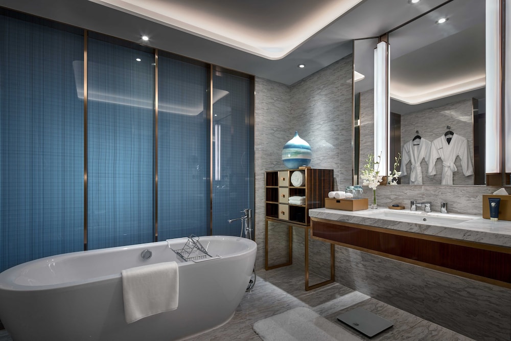 Club Deluxe Twin Room photo 3