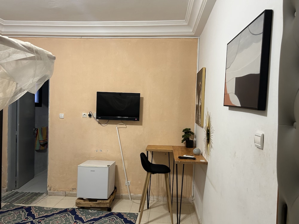 Basic Double Room, 1 Queen Bed photo 1