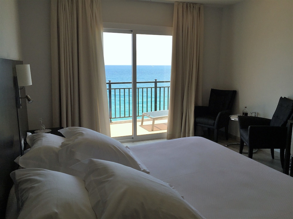Standard Double Room, Balcony, Sea View photo 2