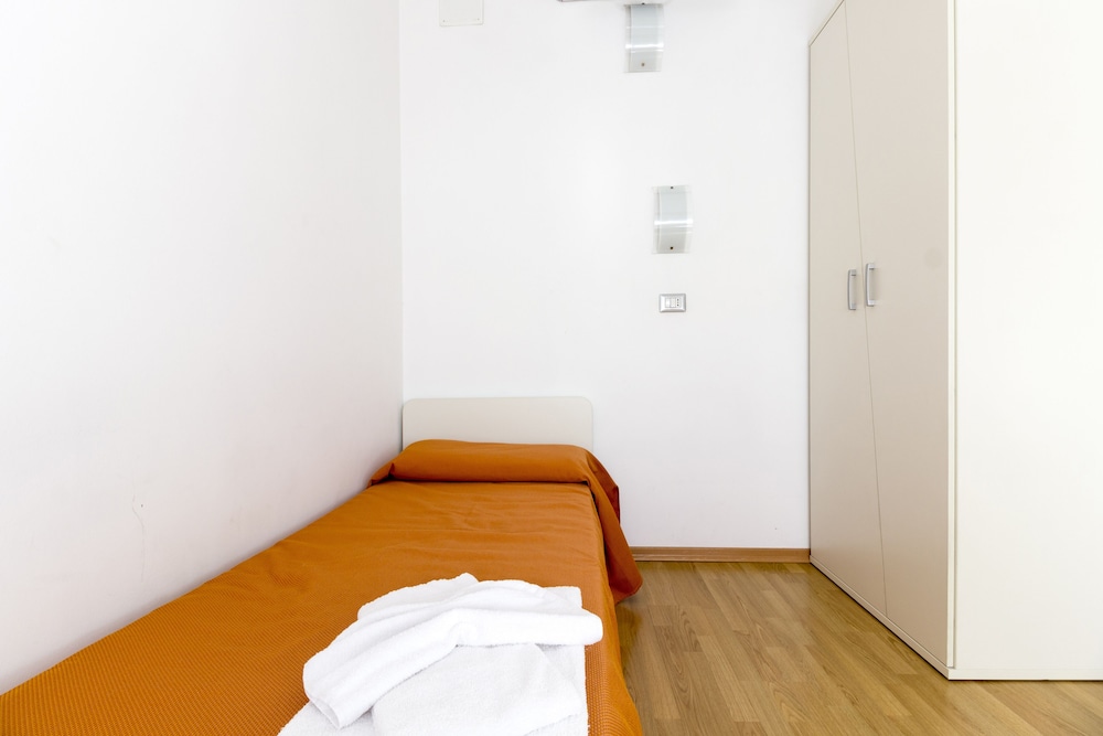 Standard Apartment - Photo 8