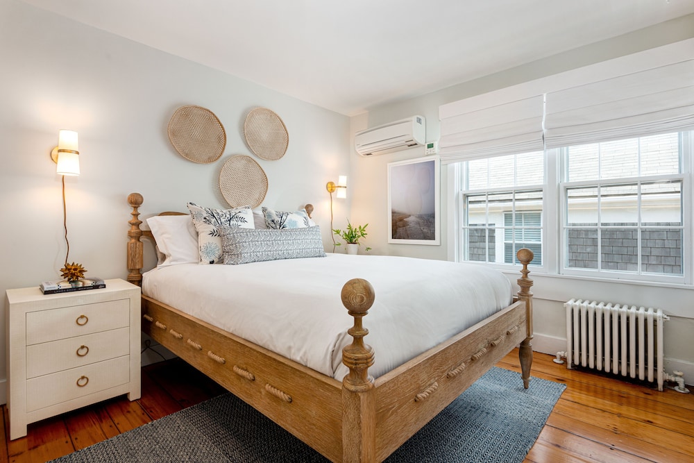 Standard Room, 1 Queen Bed