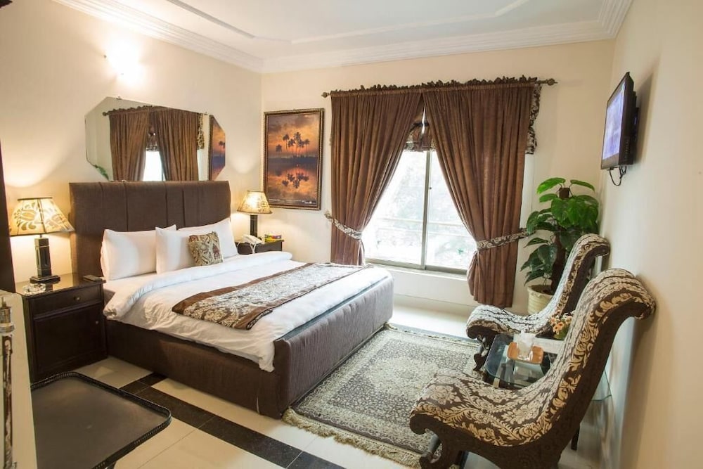 Executive Room