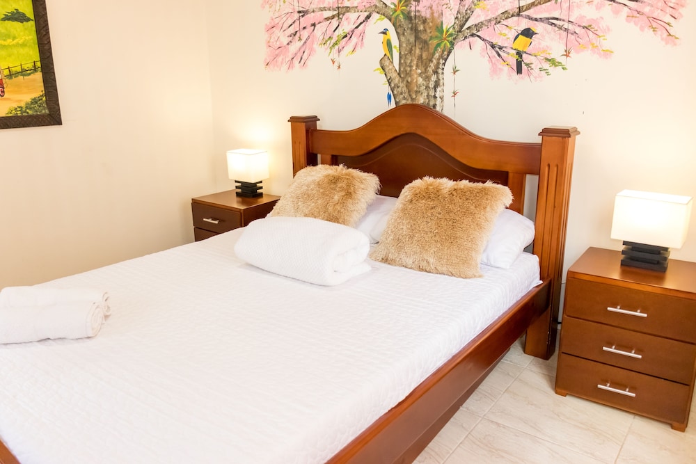 Deluxe Room, City View photo 3