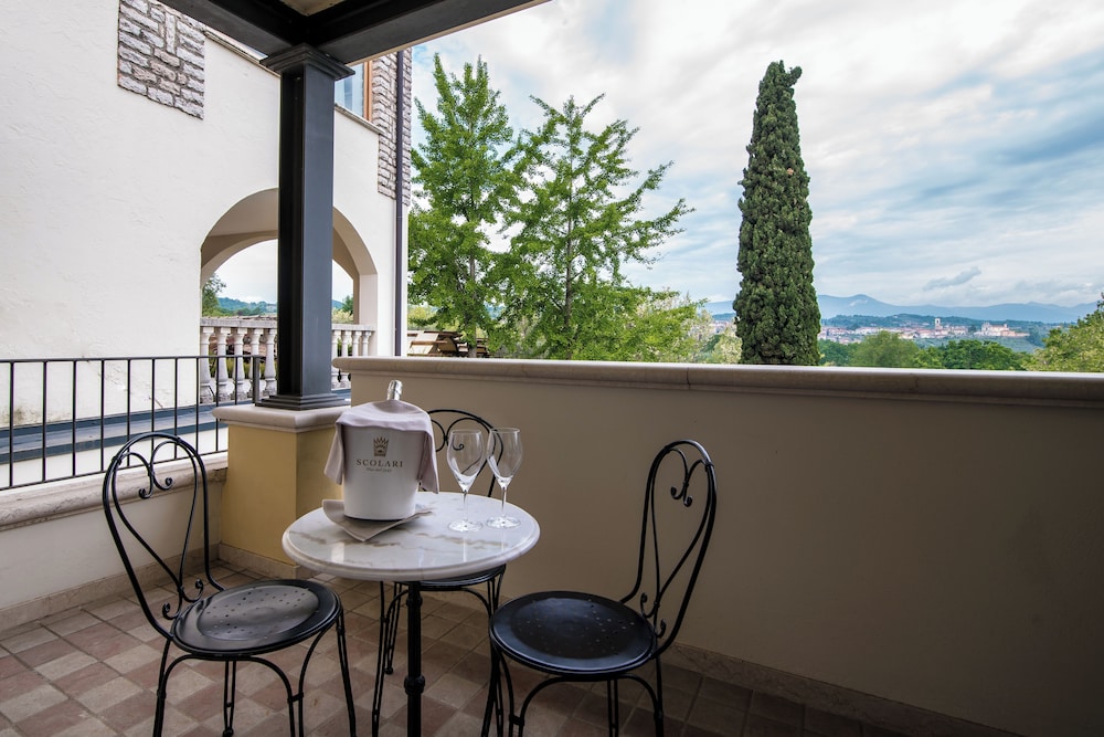 Superior Triple Room, Balcony (or terrace), photo 6