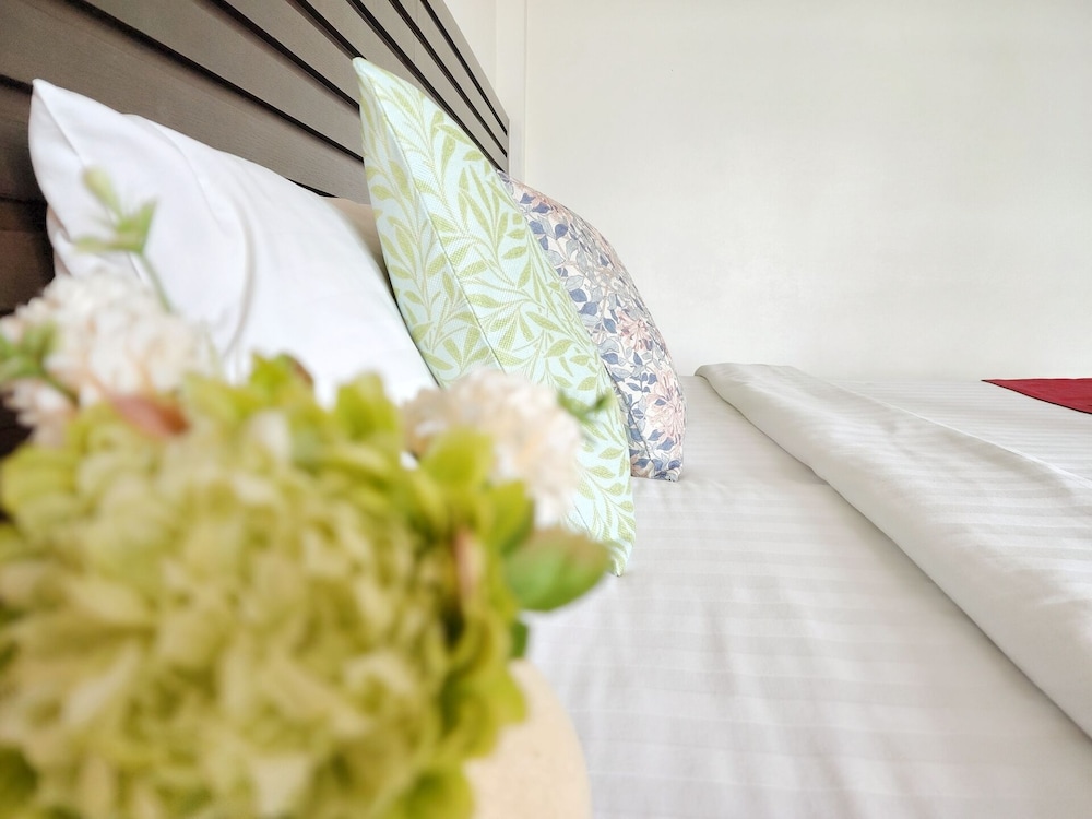 Deluxe Room, Balcony, Sea View photo 2