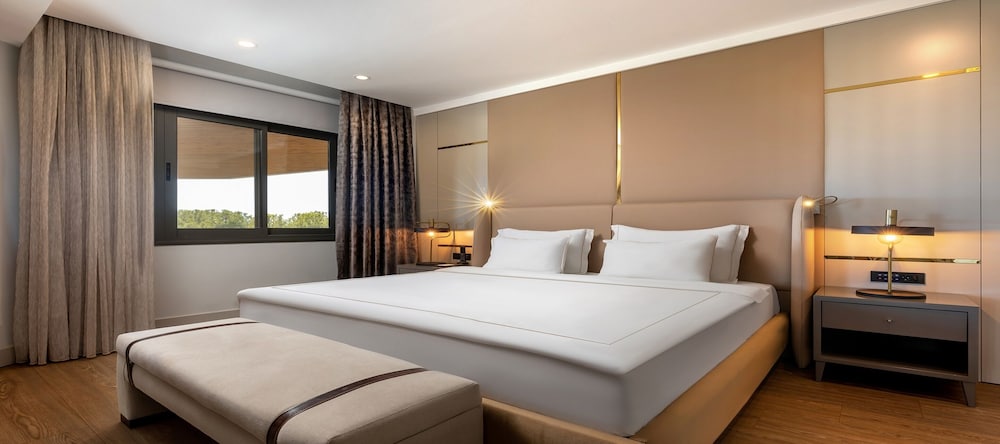 King Suite Sea View