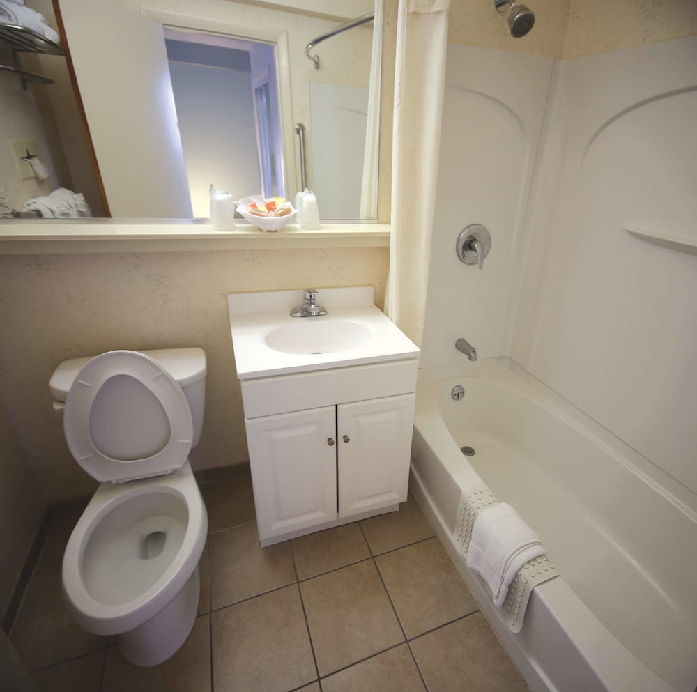 Standard Room, 2 Double Beds, Connecting Rooms (2nd Floor) photo 2
