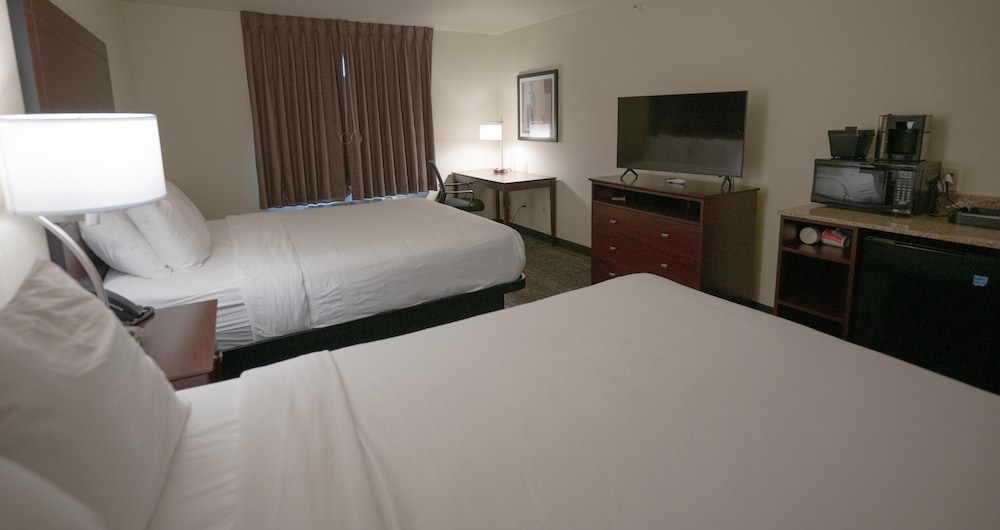 Room, 2 Queen Beds, Non Smoking - Photo 3