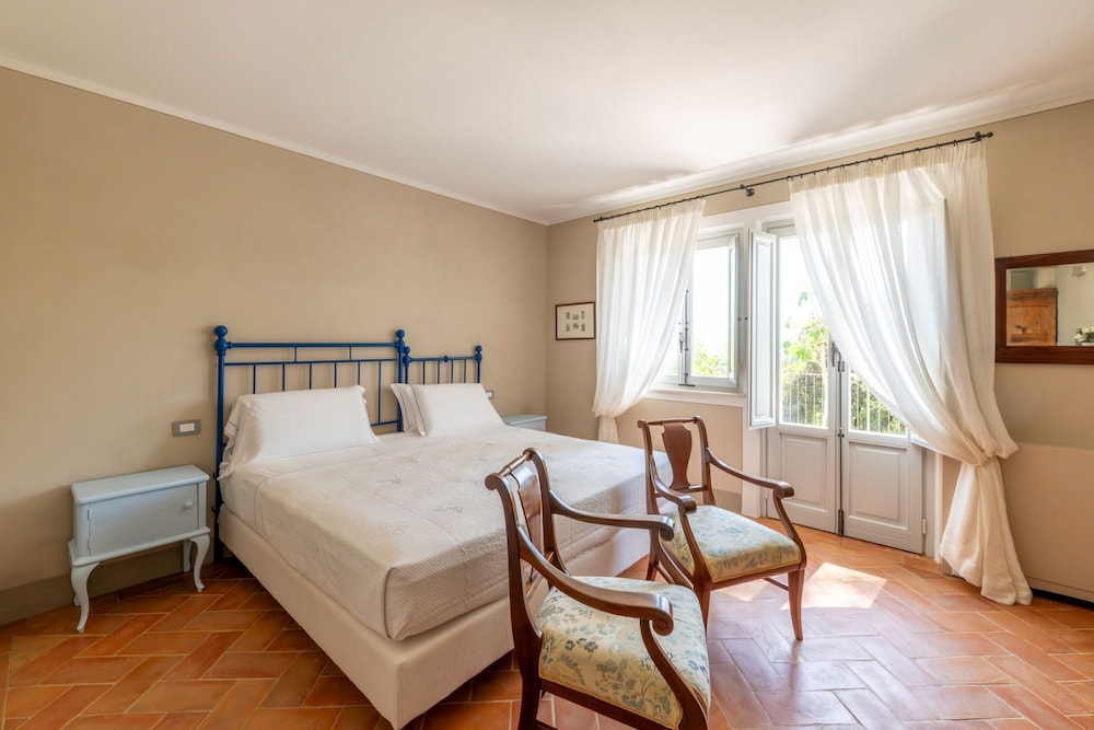 Deluxe Room, Valley View