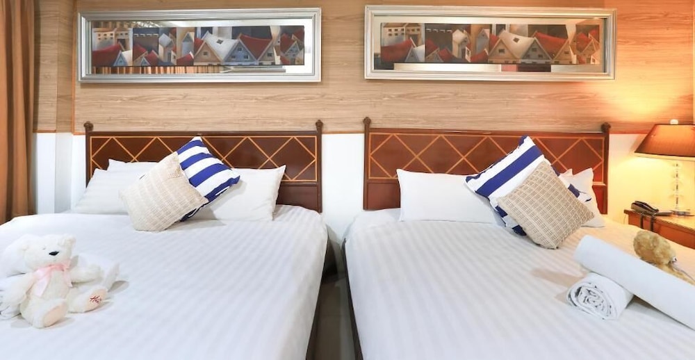 Superior Quadruple Room photo 3