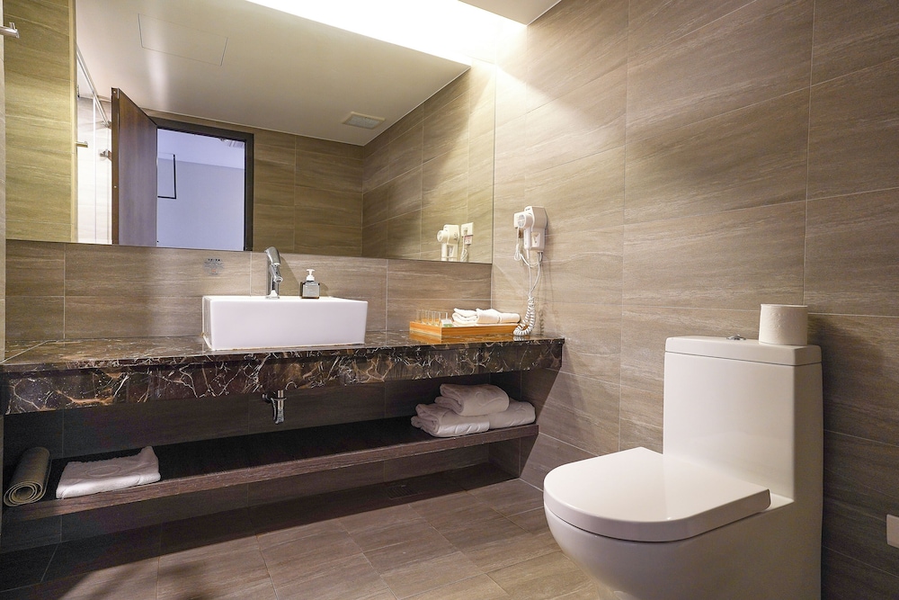 Superior Triple Room photo 3
