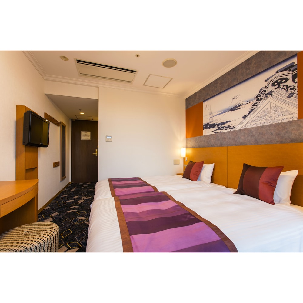 Economy Twin Room, Smoking photo 3