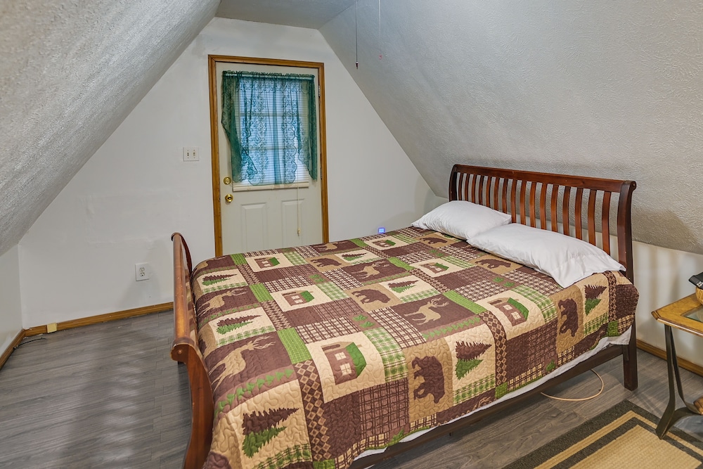 House (1 Bedroom) photo 1