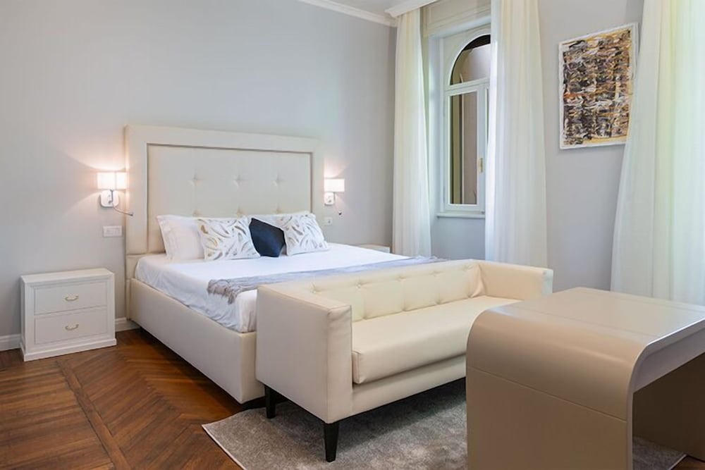 Luxury Studio Suite