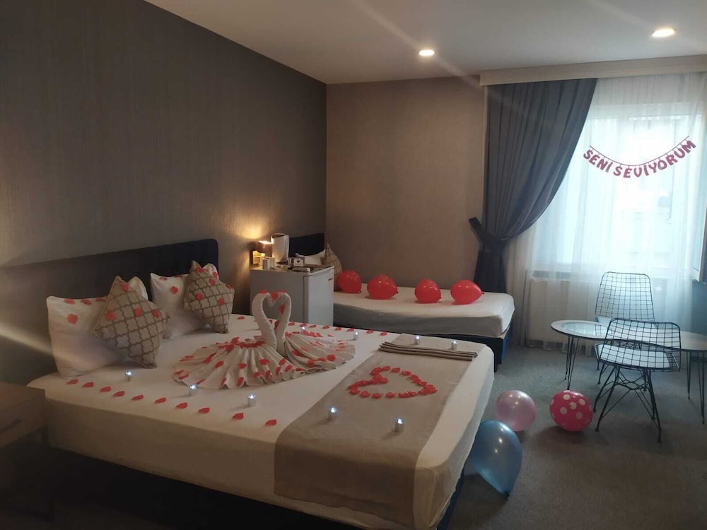 Classic Triple Room photo 1