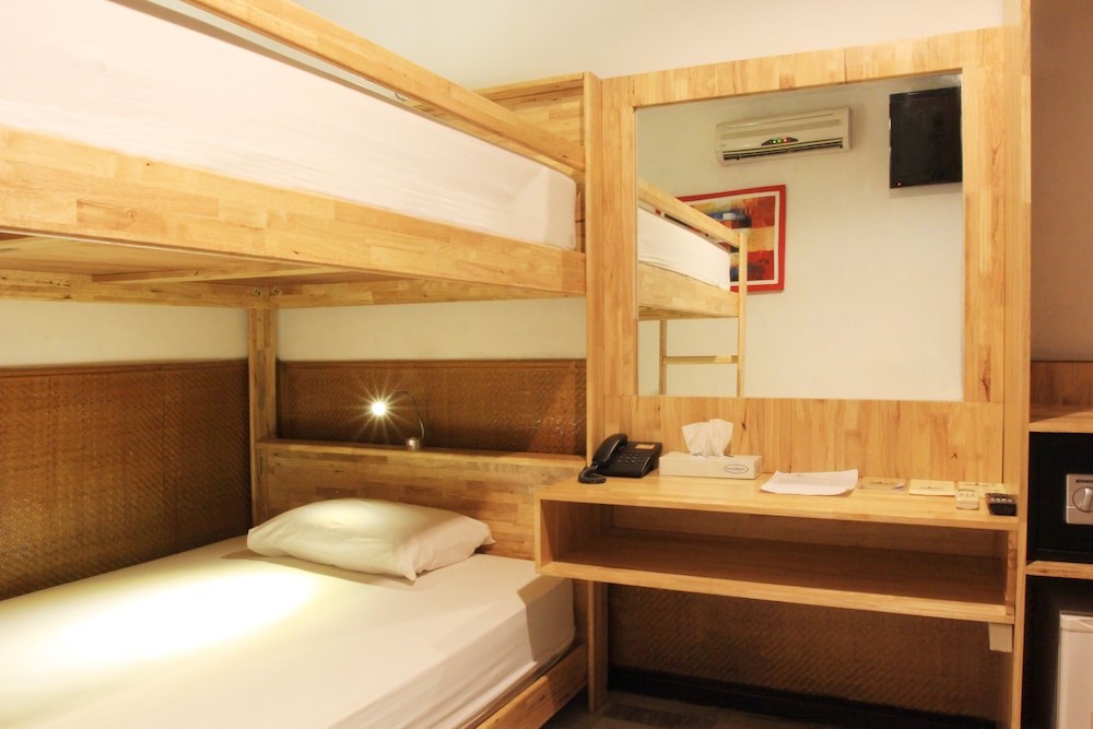 Standard Budget (Bunkbeds) photo 1