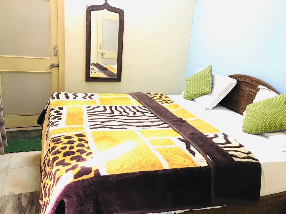 Deluxe Room - Photo 1