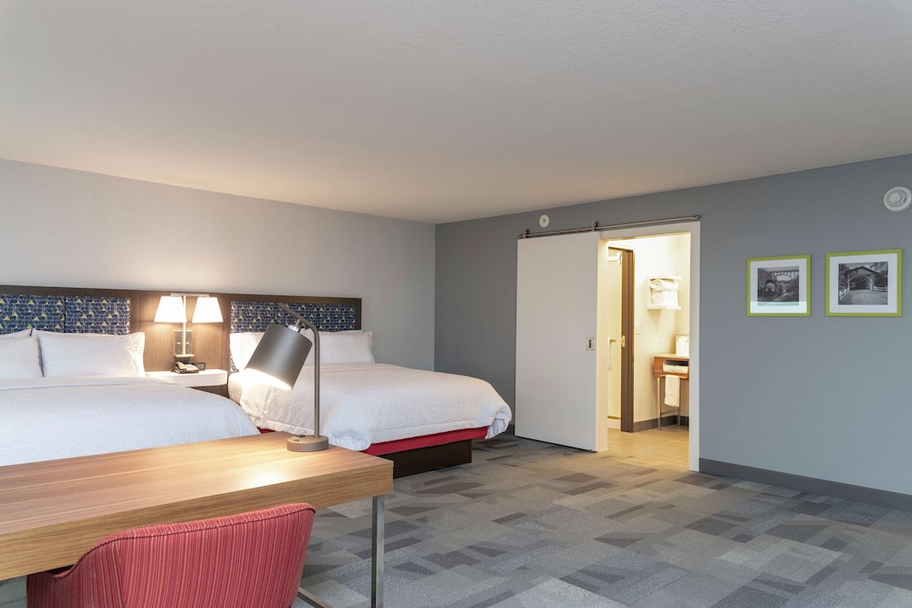Studio, 2 Queen Beds, Accessible (Hearing) photo 1