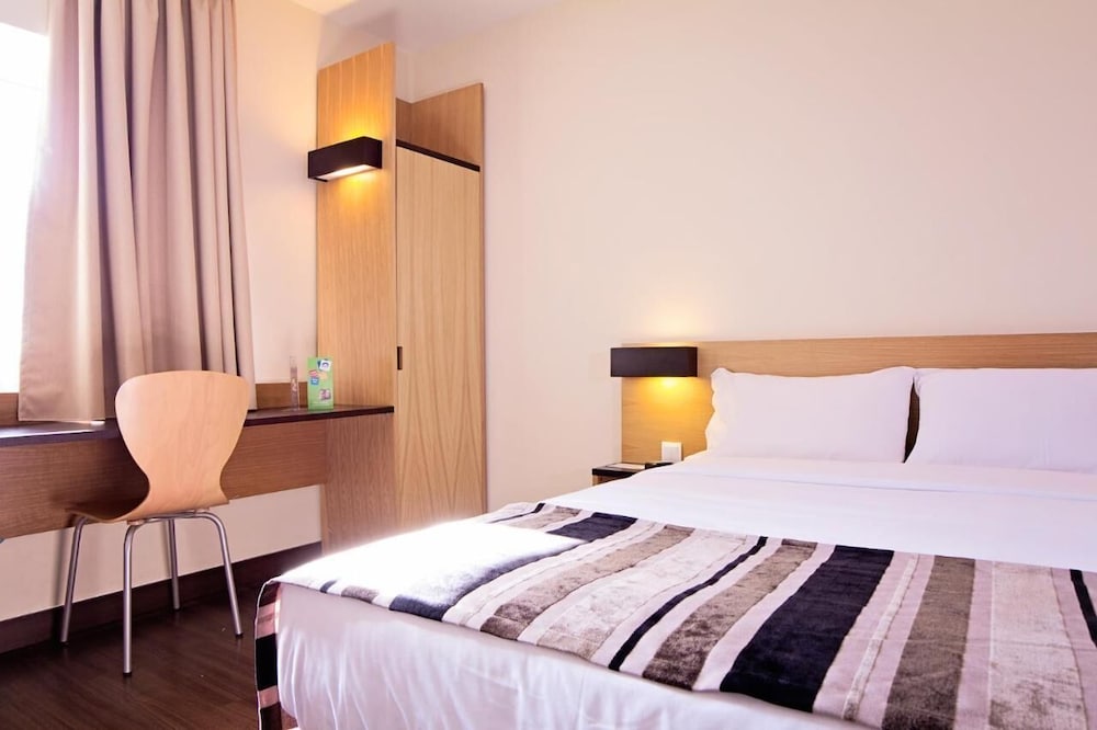 Standard Single Room - Photo 4