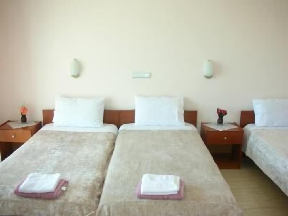 Triple Room photo 1
