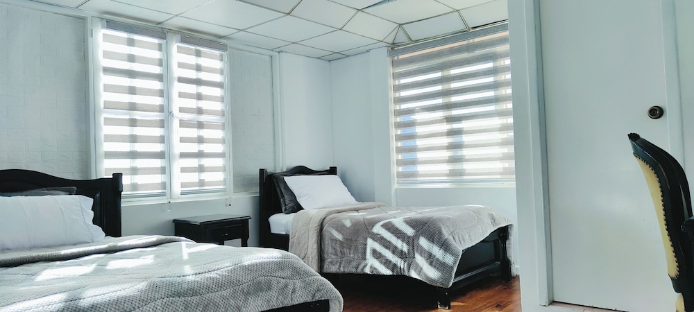 Standard Twin Room photo 2