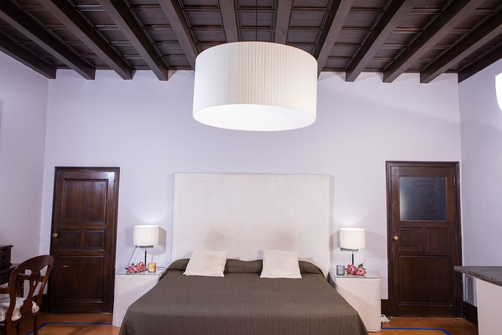 Suite - Photo 6