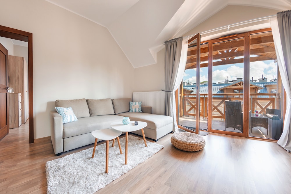Apartment (32, Orla Bialego 11)