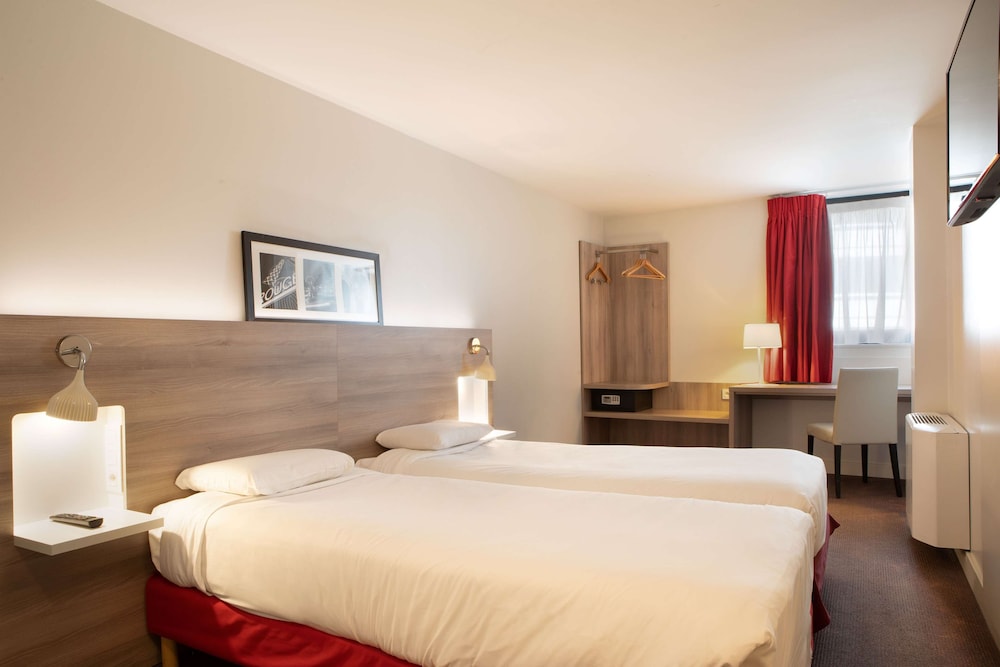 Superior Room, 2 Twin Beds - Photo 8