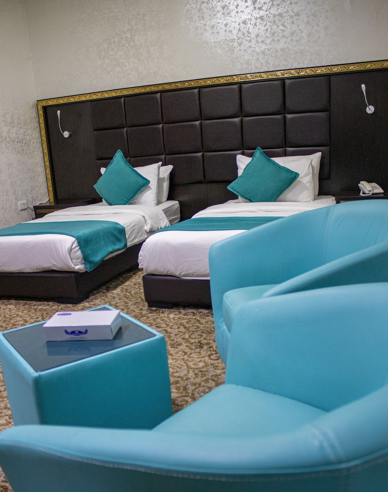 Junior Suite - Photo 11