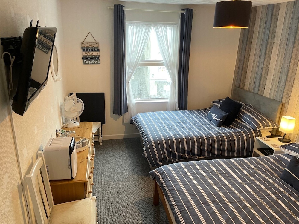 Standard Suite, Ensuite (2nd Floor) photo 1