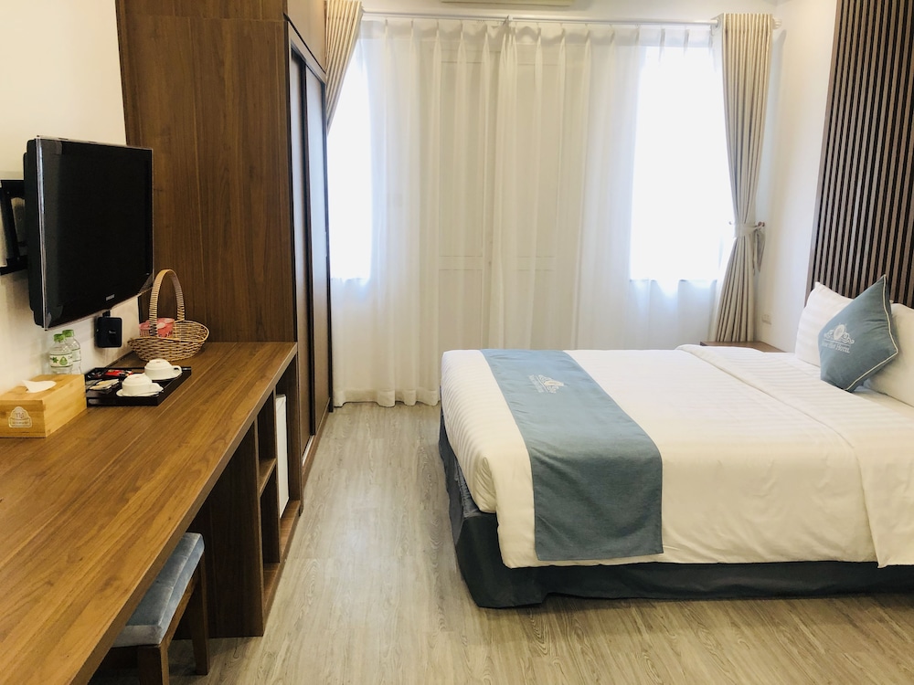 Superior Room, City View