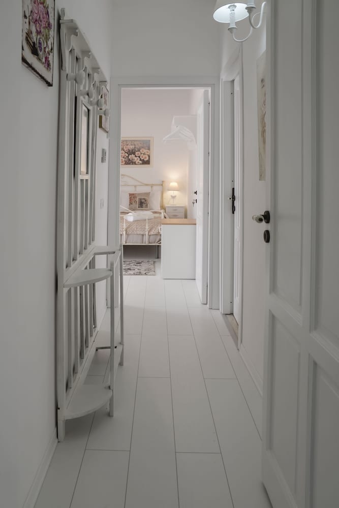 Comfort Room photo 3
