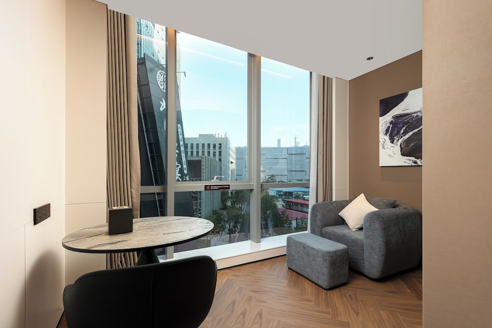 Superior Double Room, 1 Queen Bed, Private Bathroom, City View