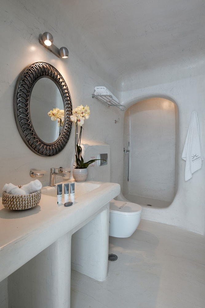Junior Suite ( Caldera View) - Photo 5