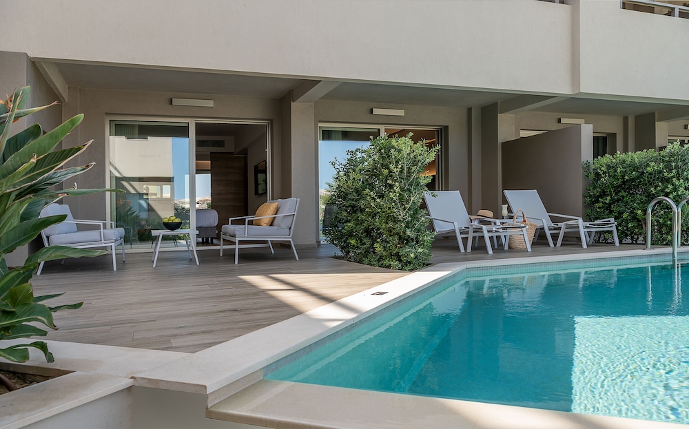 Family Suite, Pool Access