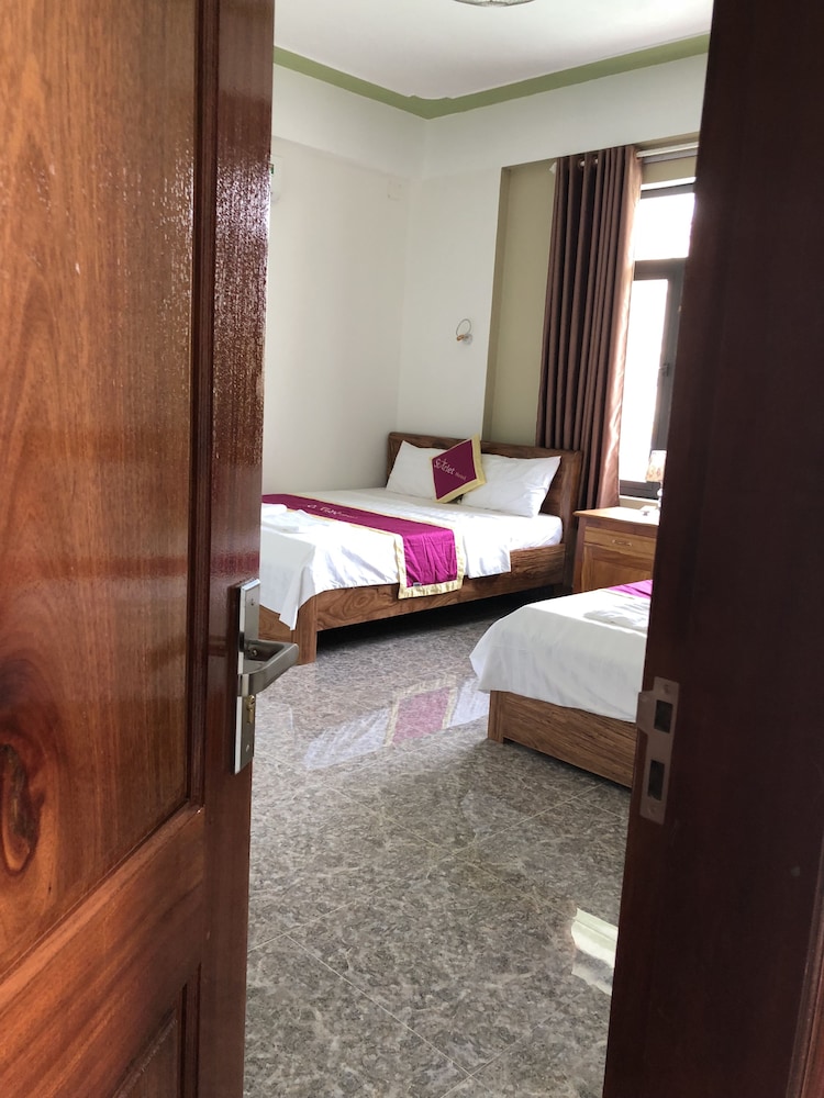 Quadruple Room, City View