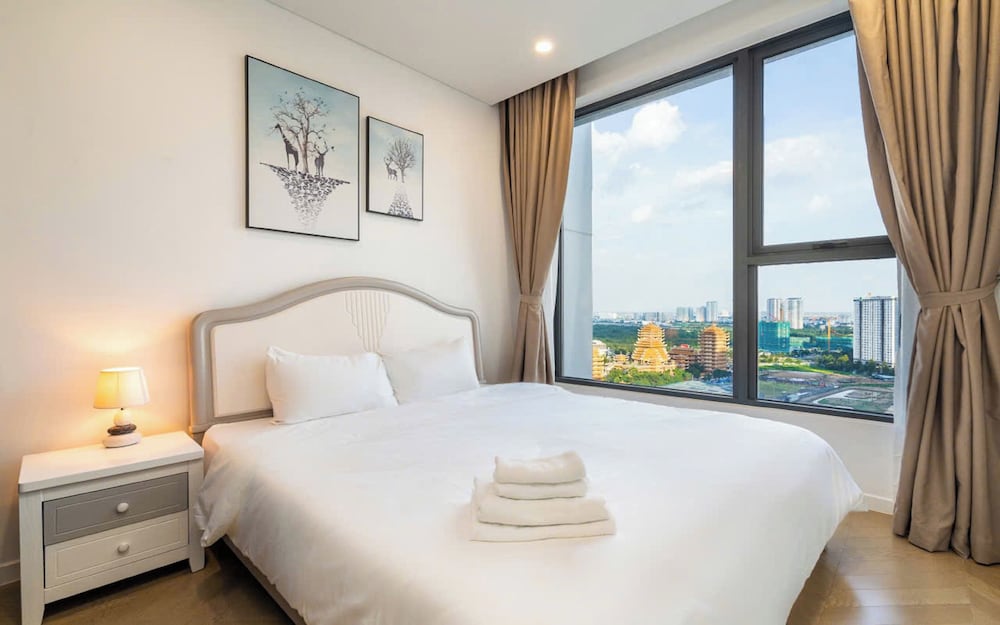 Grand Suite, 1 Bedroom, Club Lounge Access, City View