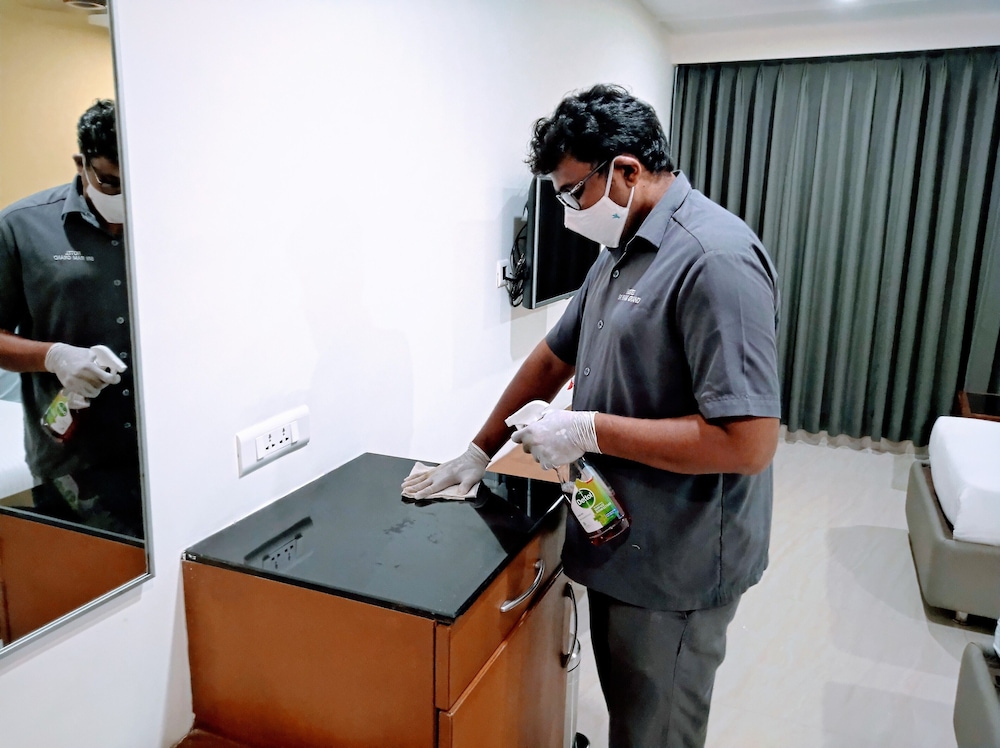 Executive Room - Photo 7