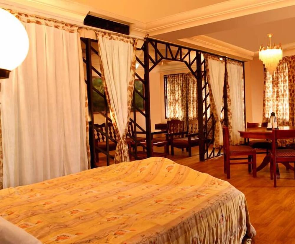Standard Double Room, 1 King Bed photo 2