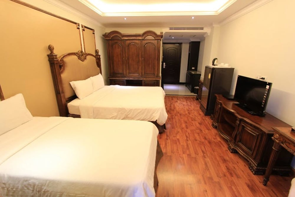 Superior Triple Room photo 2
