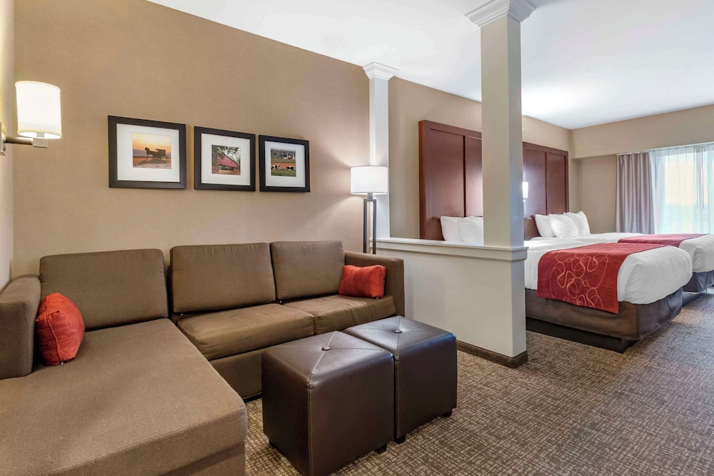 Suite, Multiple Beds, Accessible, Non Smoking photo 2