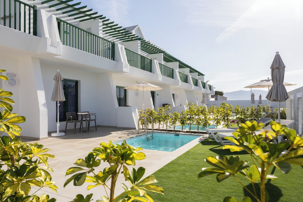 Superior Suite with Private Pool