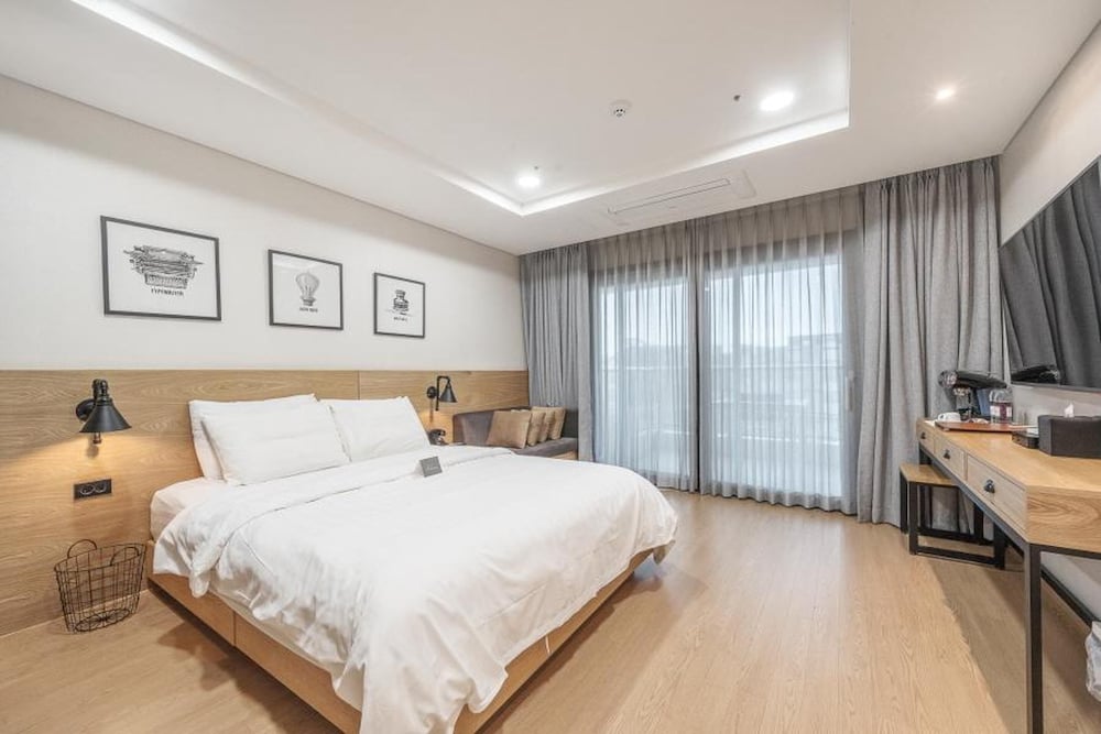 Basic Room, 1 Bedroom (414 (Mountain view)) photo 2