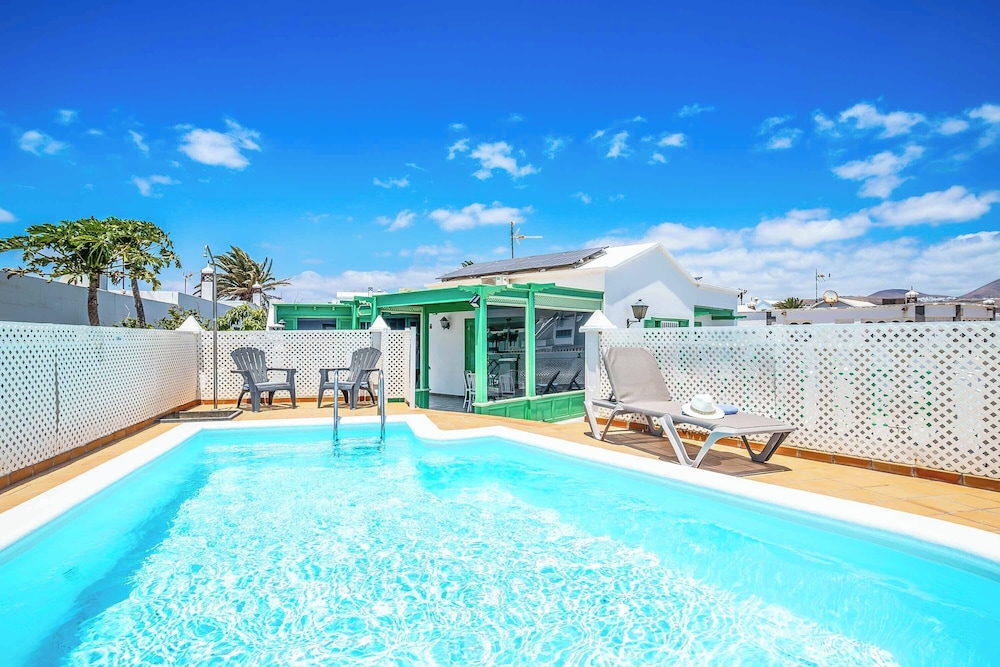 Villa (4 Habitaciones)